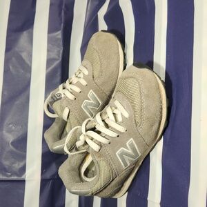 NEW BALANCE toddler gray sneakers